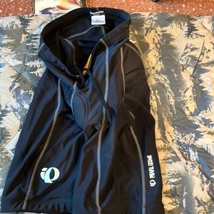 Absolutely top of the line new Pearl Izumi cycling shorts